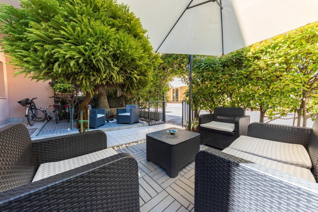 Residence Nobel Rimini Exterior foto